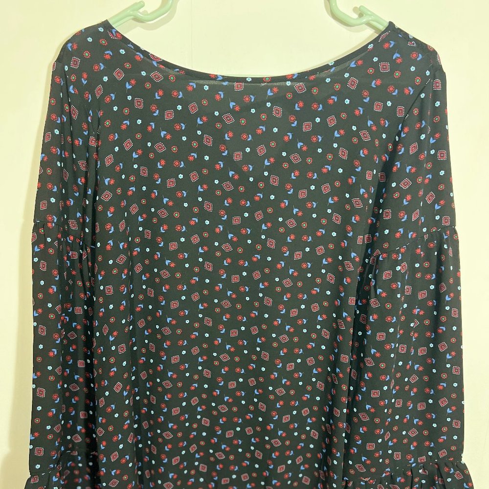 Modern Style with a Twist: LOFT Black Patterned Long Sleeve Mixed Media Shirt - Picture 1 of 4